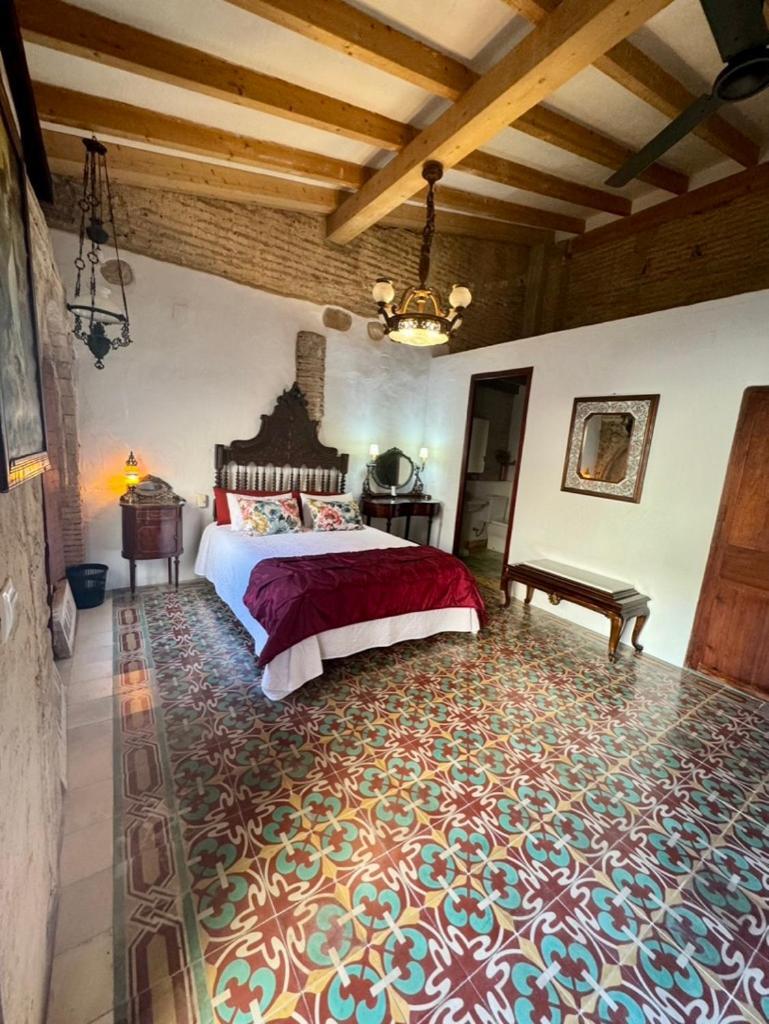 Oliva Courtyard Guesthouse Экстерьер фото