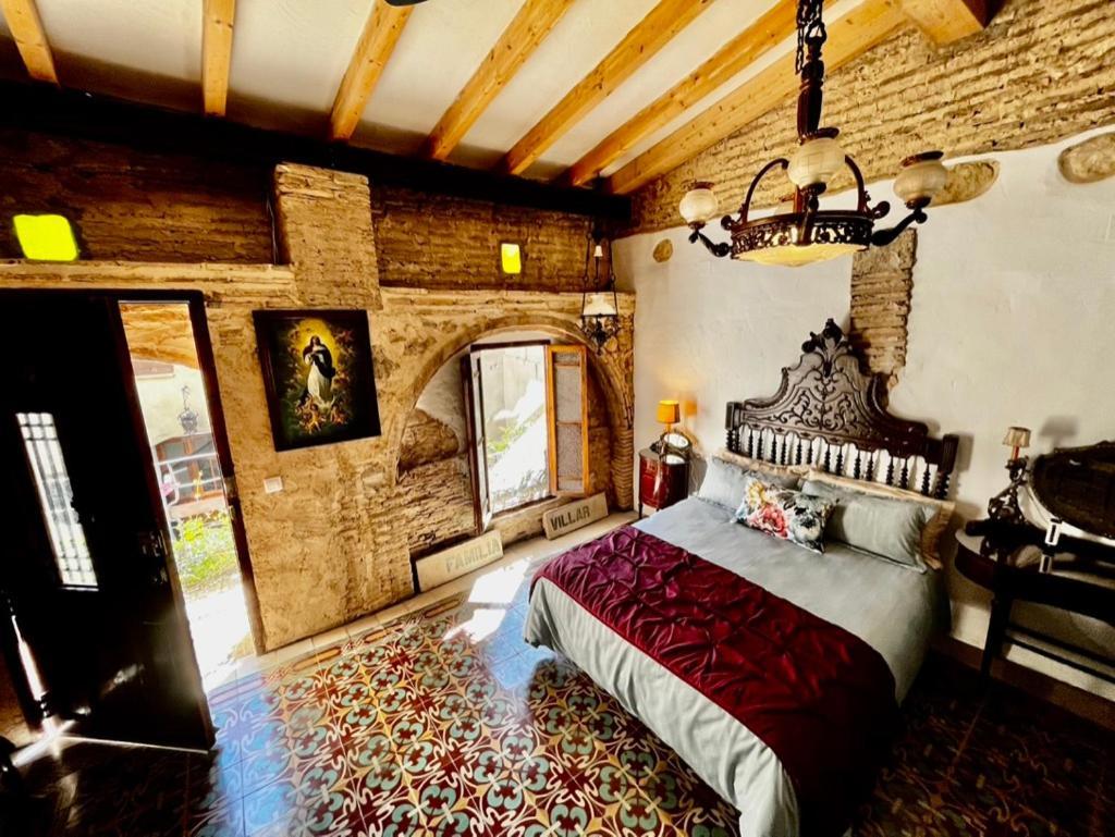 Oliva Courtyard Guesthouse Экстерьер фото